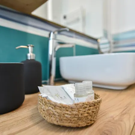 Lingotto בית הארחה 3*